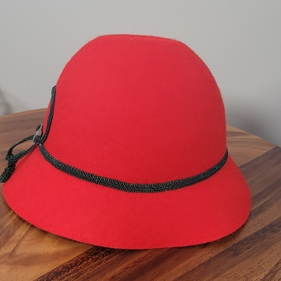 Vintage Red Wool German Girls Hat Cloche Size 51 CM - Picture 10 of 16